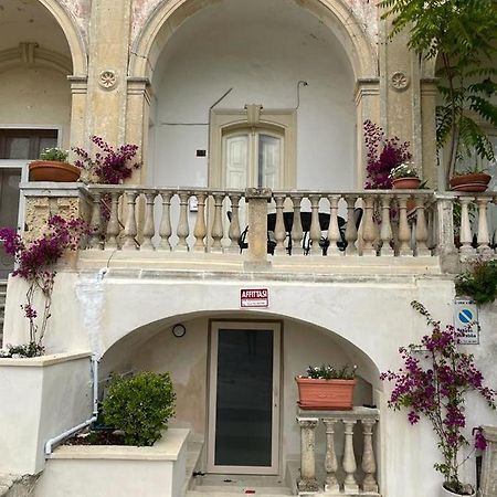 Casa Francesca Apartment Castro  ภายนอก รูปภาพ