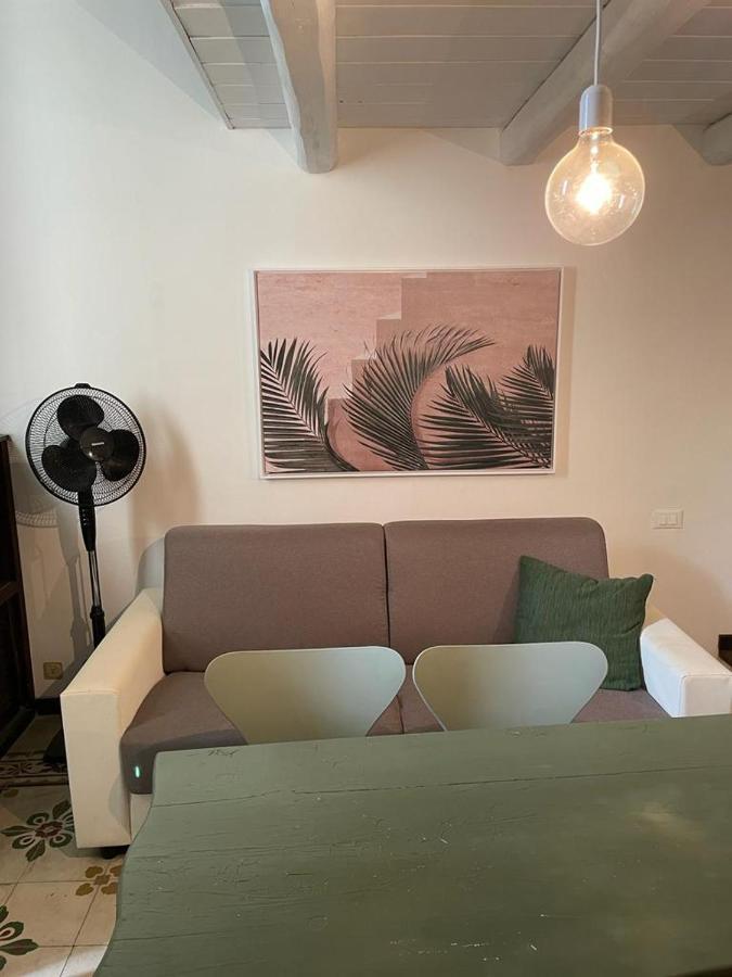 Casa Francesca Apartment Castro  ภายนอก รูปภาพ